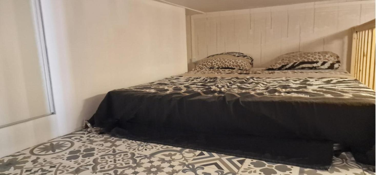 Beau Studio En Centre Ville Нарбонн Екстер'єр фото